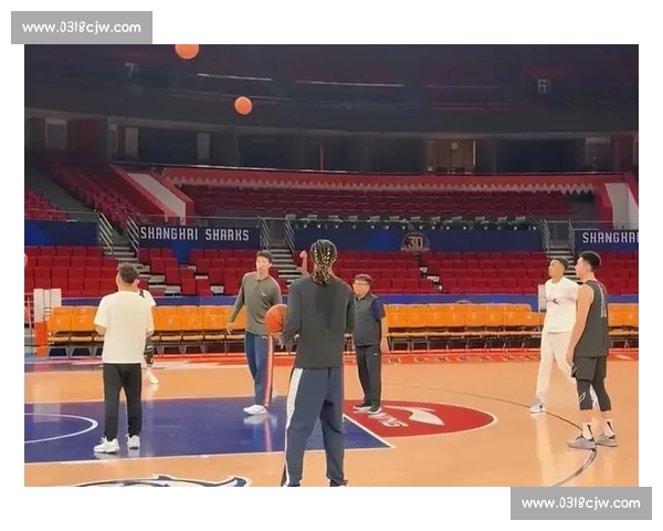 莱切主场迎战乌鸡攻防博弈谁能把握关键三分之夜悬念拉满看点十足 莱切主场迎战乌鸡攻防博弈谁能把握关键三分之夜悬念拉满看点十足